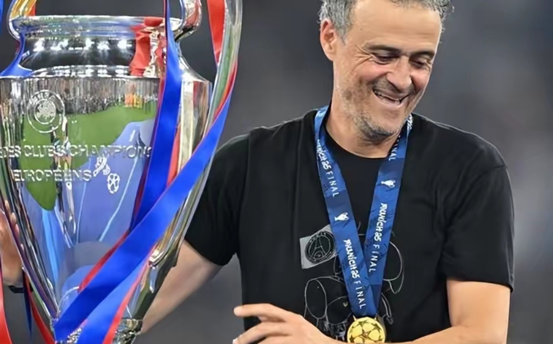 里程碑夜罗马调整名单,德国杯转会期刷纪录,媒体盛赞,临场指挥获称赞的简单介绍九游最新版本下载